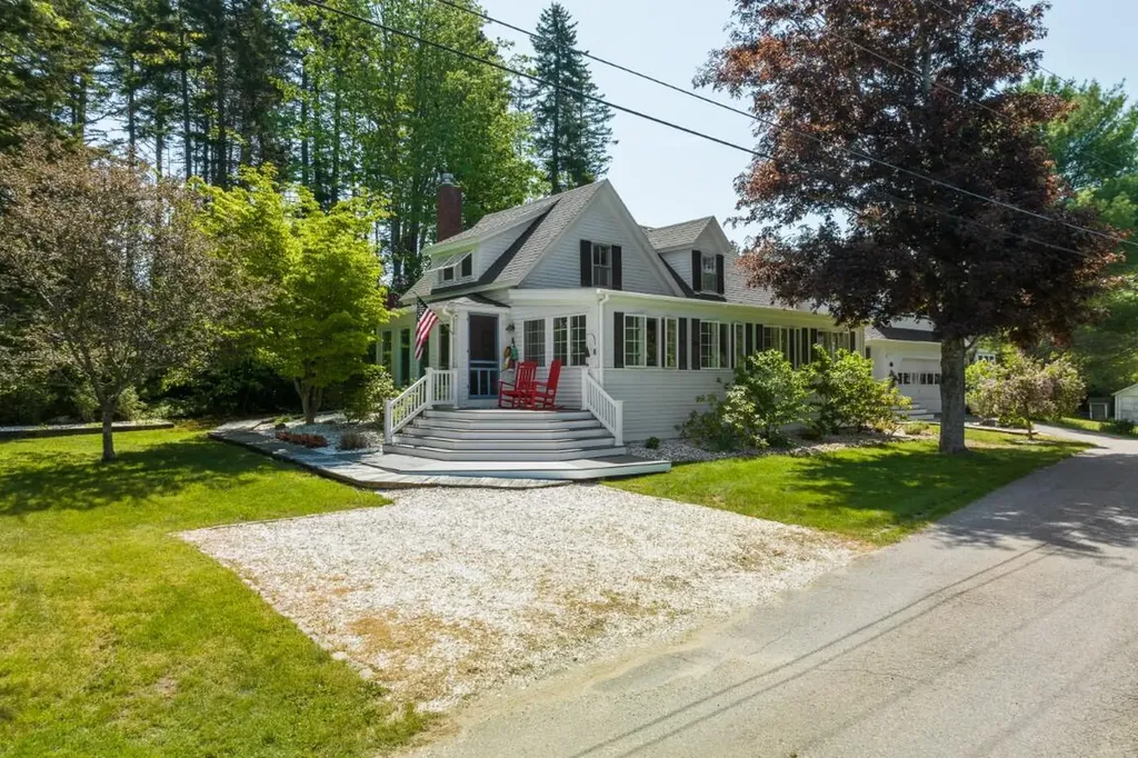 6 Ridge Road Boothbay ME 04537