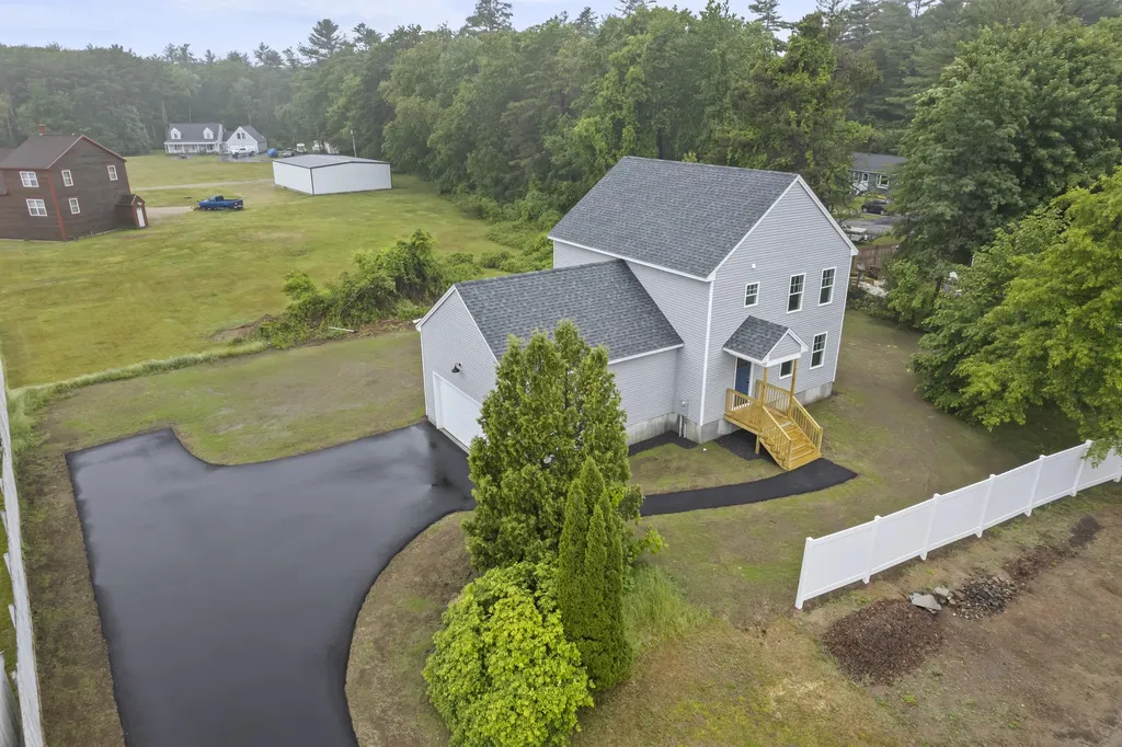3 Poplar Lane Kennebunk ME 04043