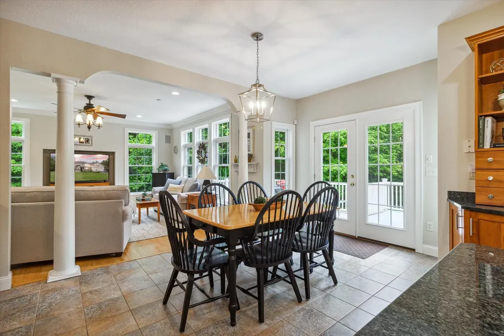 11 Liberty Lane Gorham ME 04038