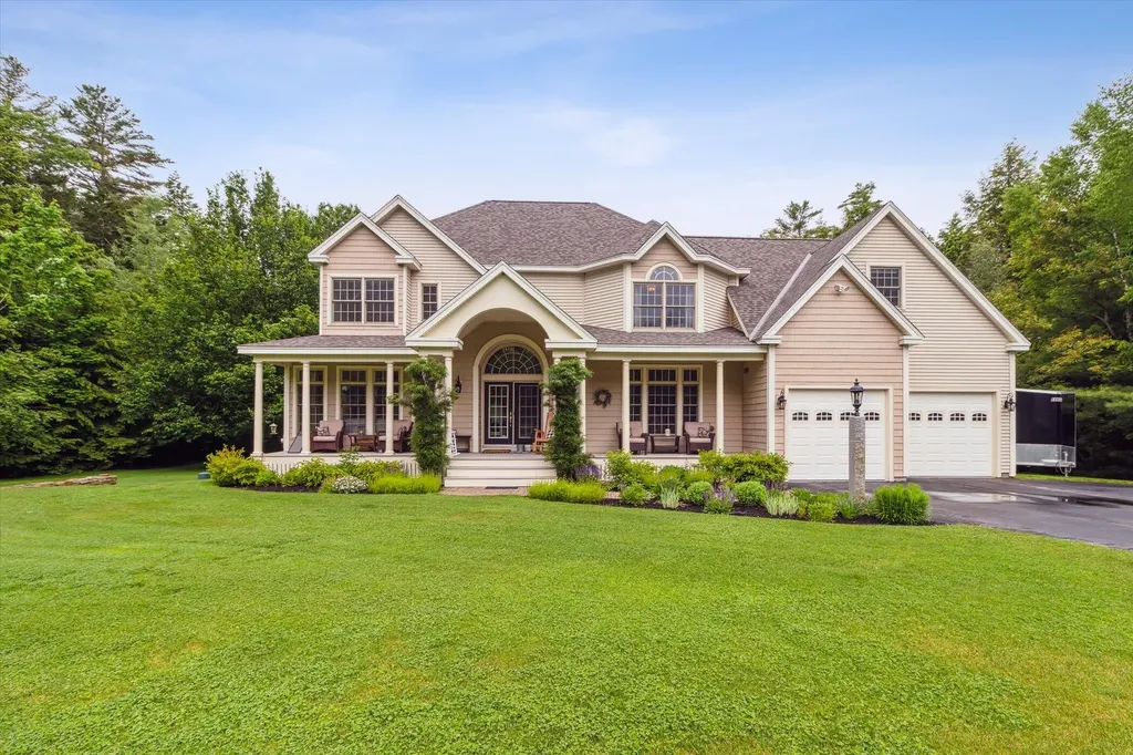 11 Liberty Lane Gorham ME 04038