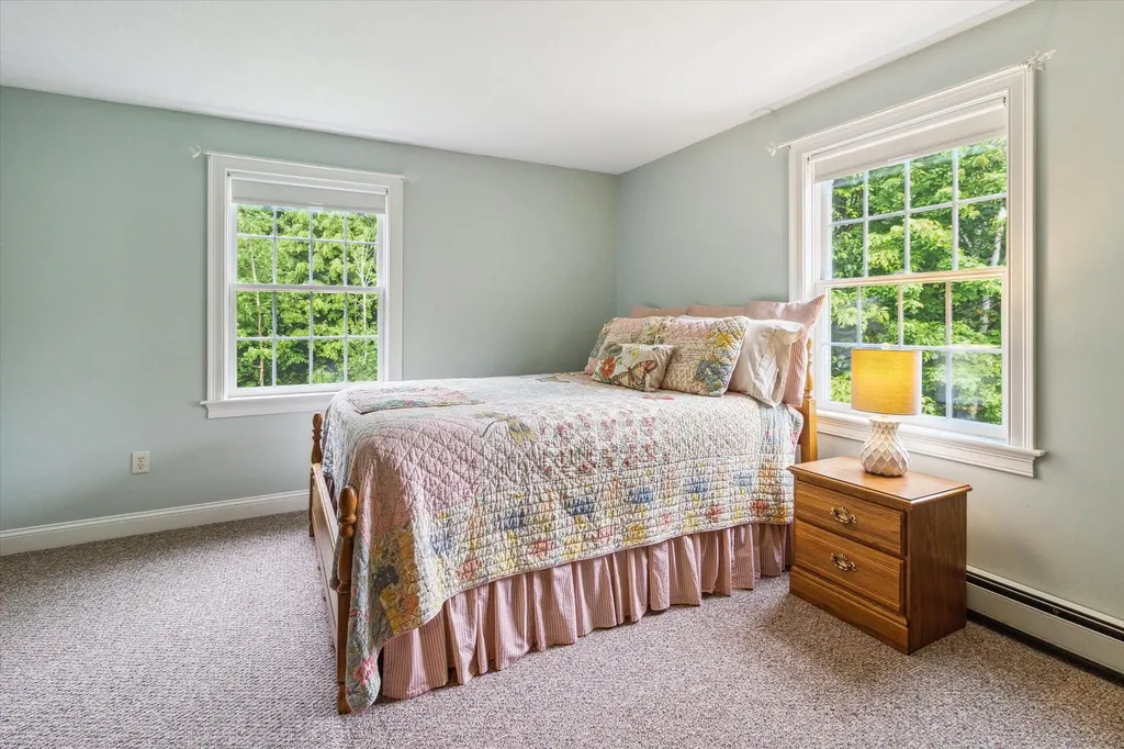 11 Liberty Lane Gorham ME 04038