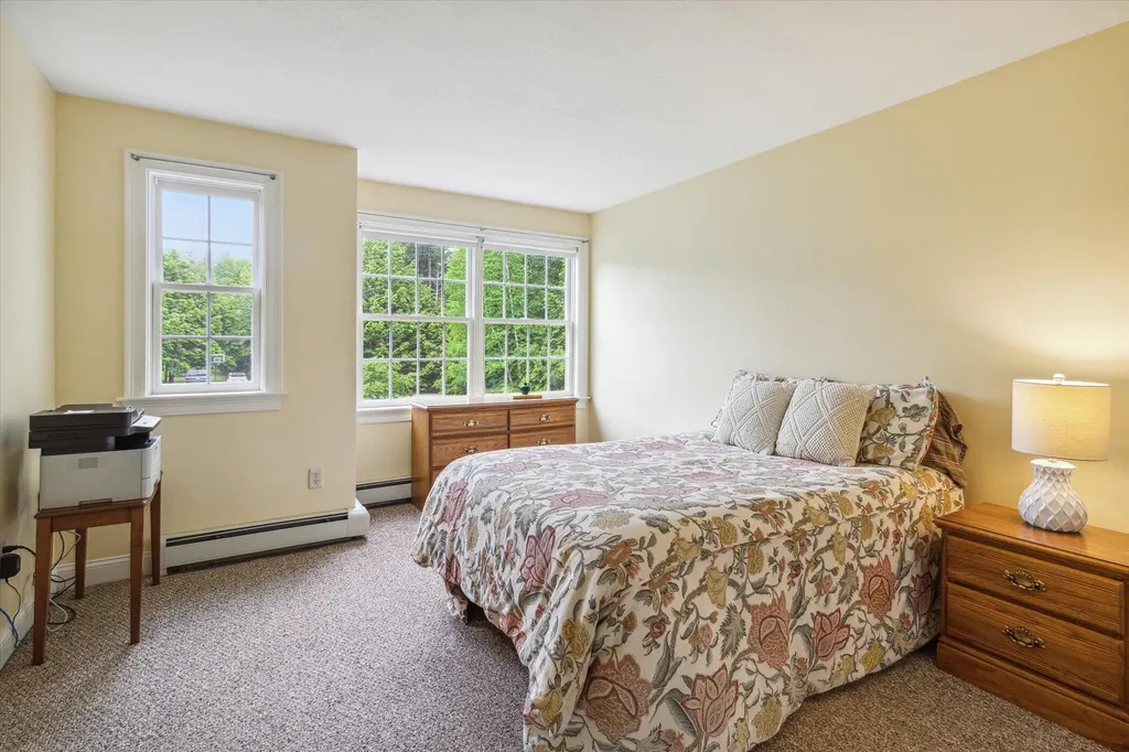 11 Liberty Lane Gorham ME 04038
