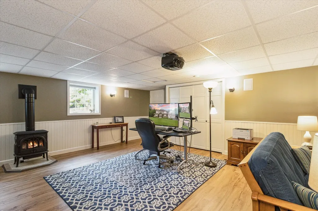 11 Liberty Lane Gorham ME 04038