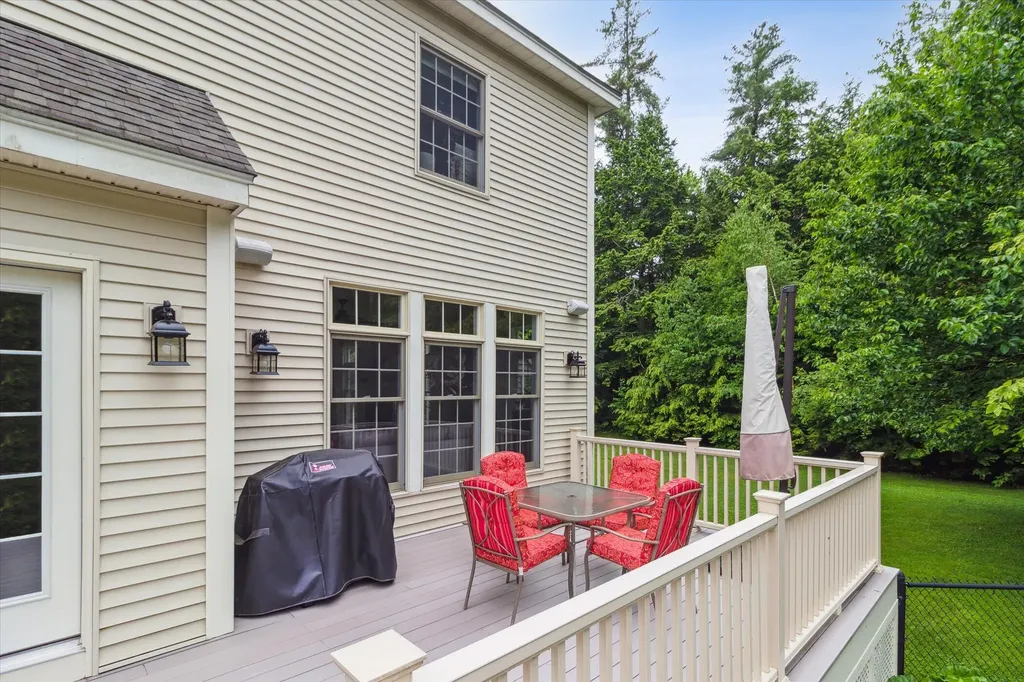 11 Liberty Lane Gorham ME 04038