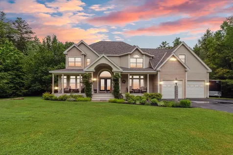 11 Liberty Lane Gorham ME 04038