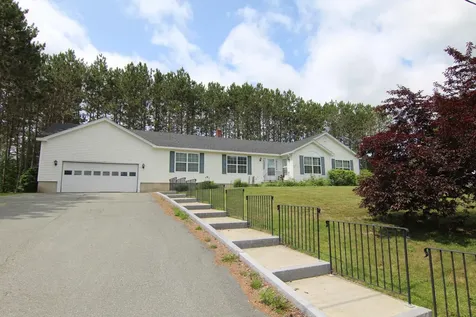 6 Dana Drive Bangor ME 04401