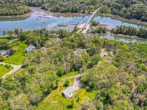 11 Knickerkane Road Boothbay ME 04537