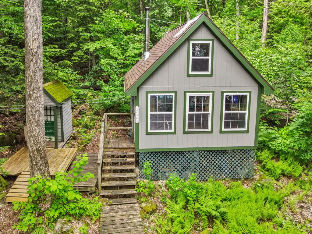 58 Hoyt Island Belgrade ME 04917