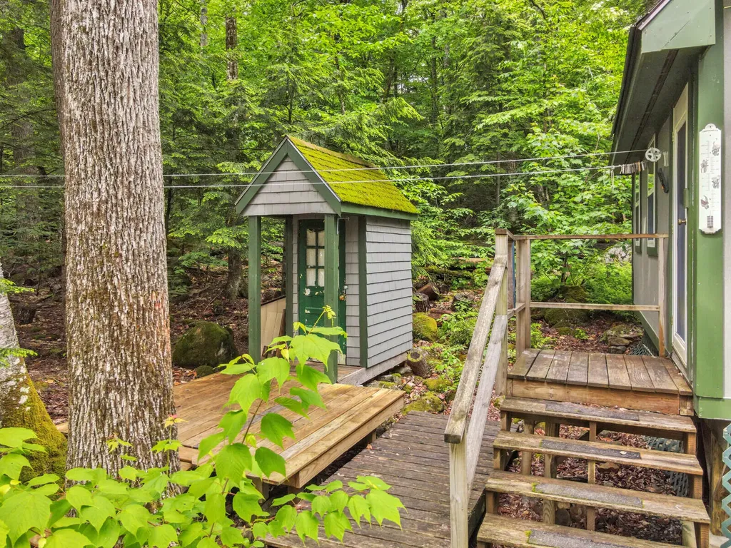 58 Hoyt Island Belgrade ME 04917