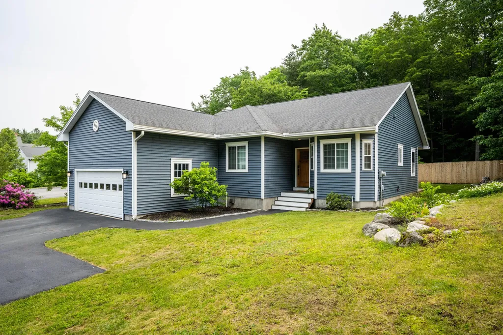 539 Auburn Street Portland ME 04103