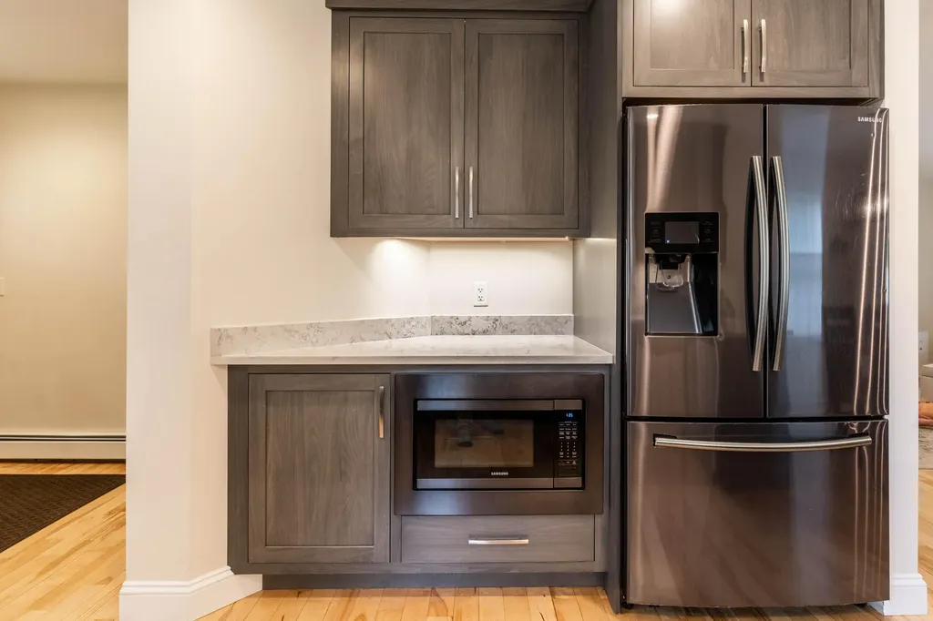 539 Auburn Street Portland ME 04103