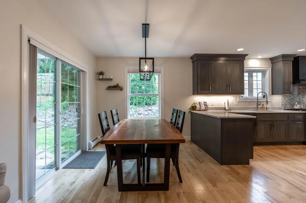 539 Auburn Street Portland ME 04103