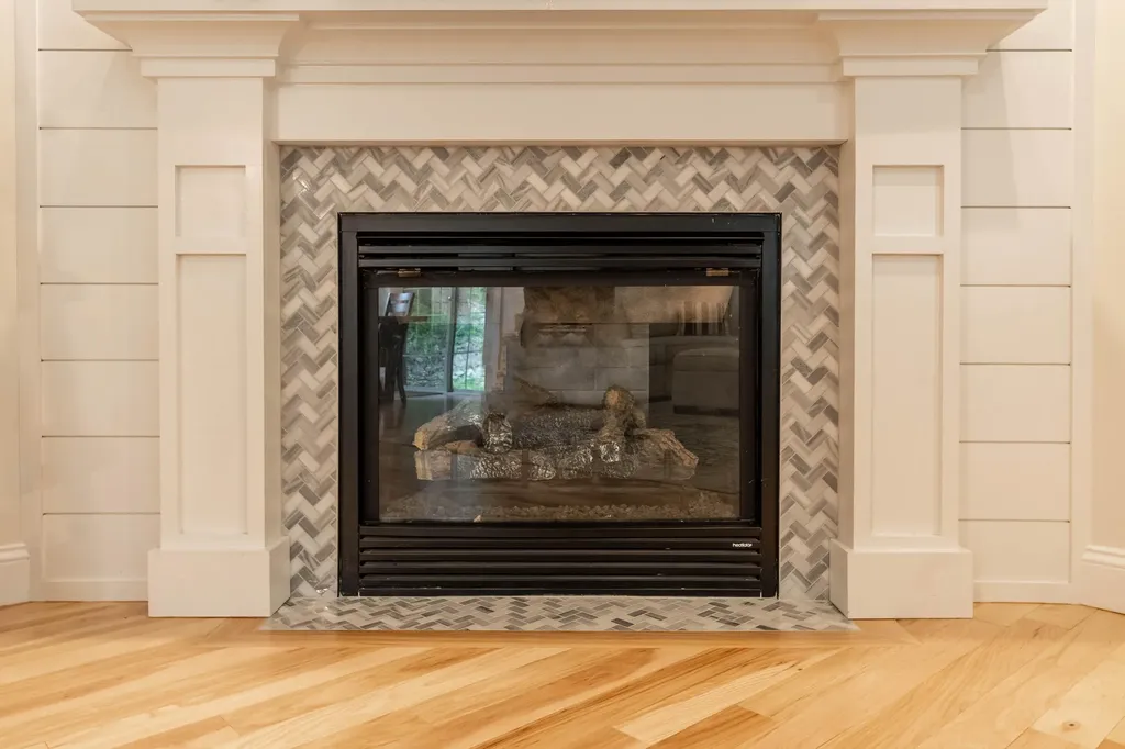 539 Auburn Street Portland ME 04103
