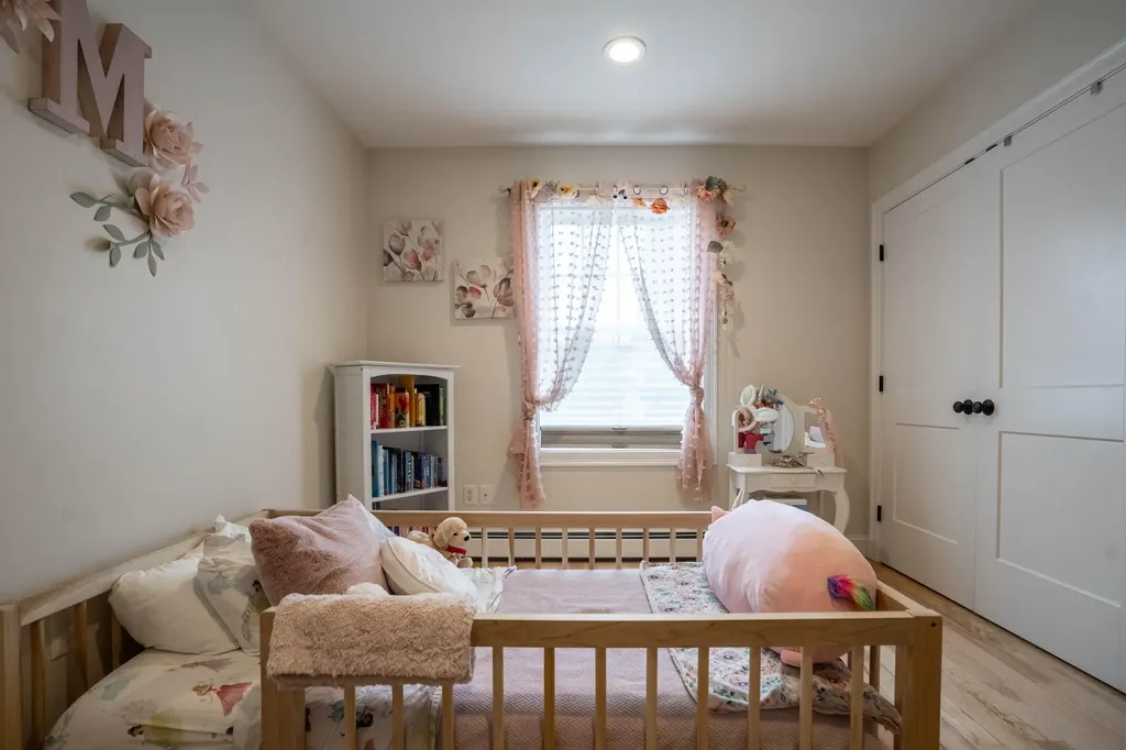539 Auburn Street Portland ME 04103