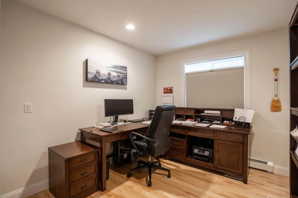 539 Auburn Street Portland ME 04103