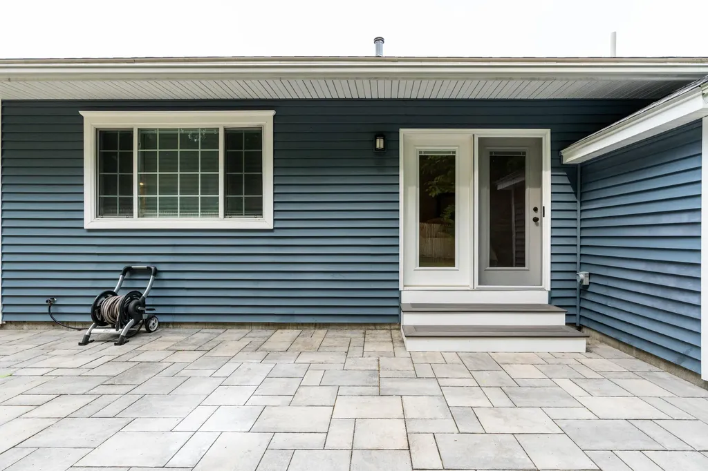 539 Auburn Street Portland ME 04103