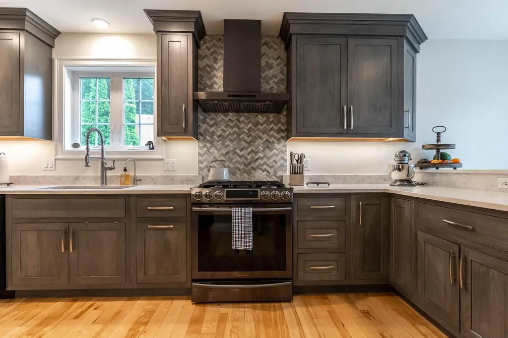 539 Auburn Street Portland ME 04103