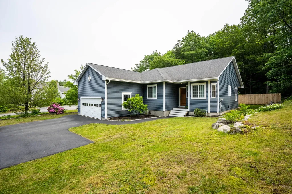539 Auburn Street Portland ME 04103