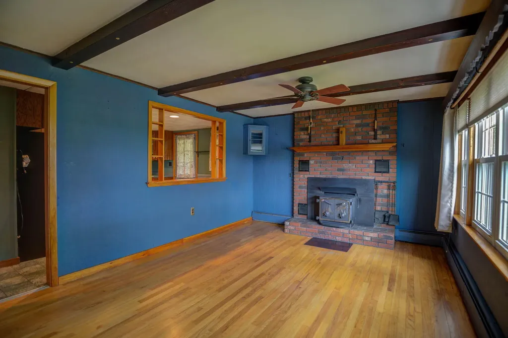 674 Greenwood Road Norway ME 04268