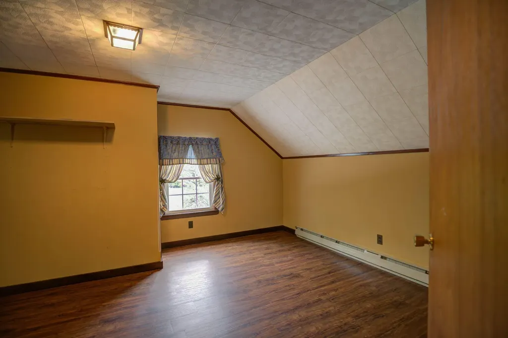 674 Greenwood Road Norway ME 04268