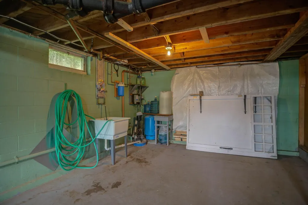 674 Greenwood Road Norway ME 04268