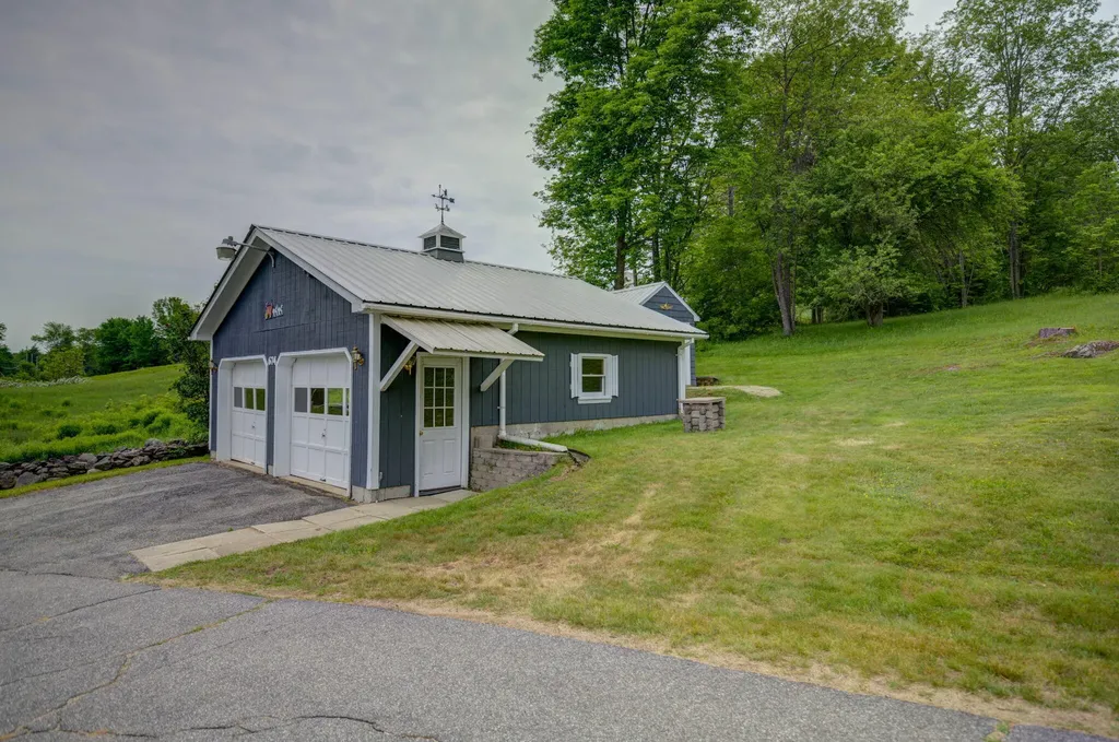 674 Greenwood Road Norway ME 04268