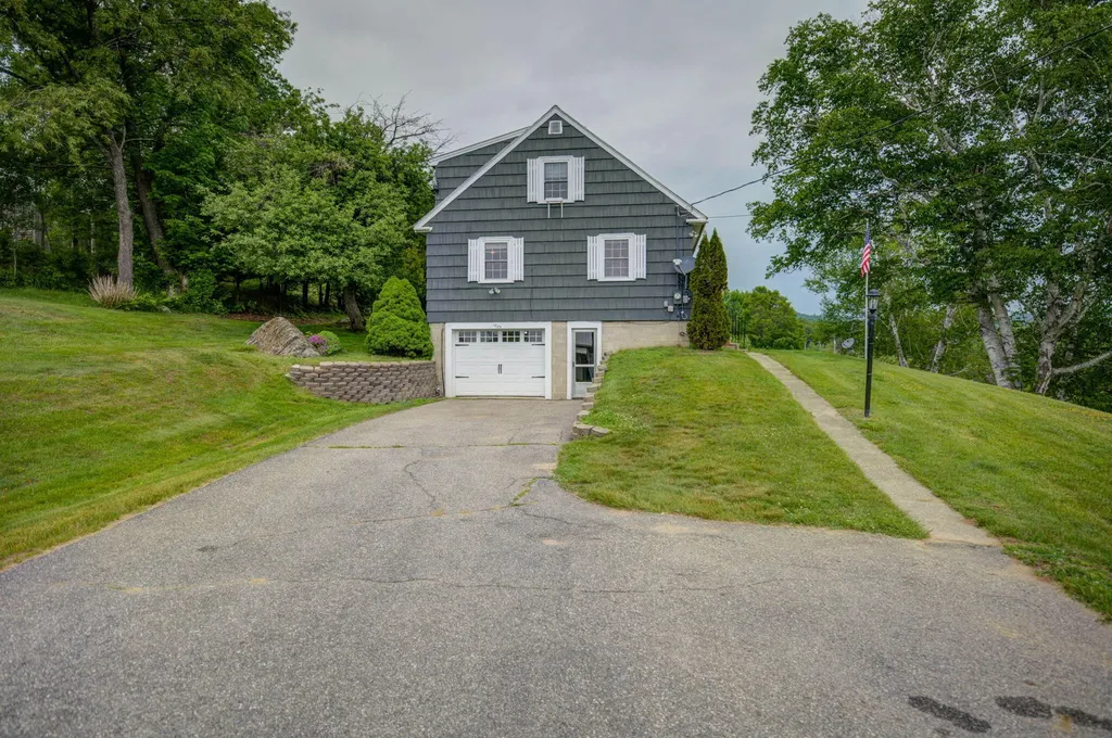 674 Greenwood Road Norway ME 04268