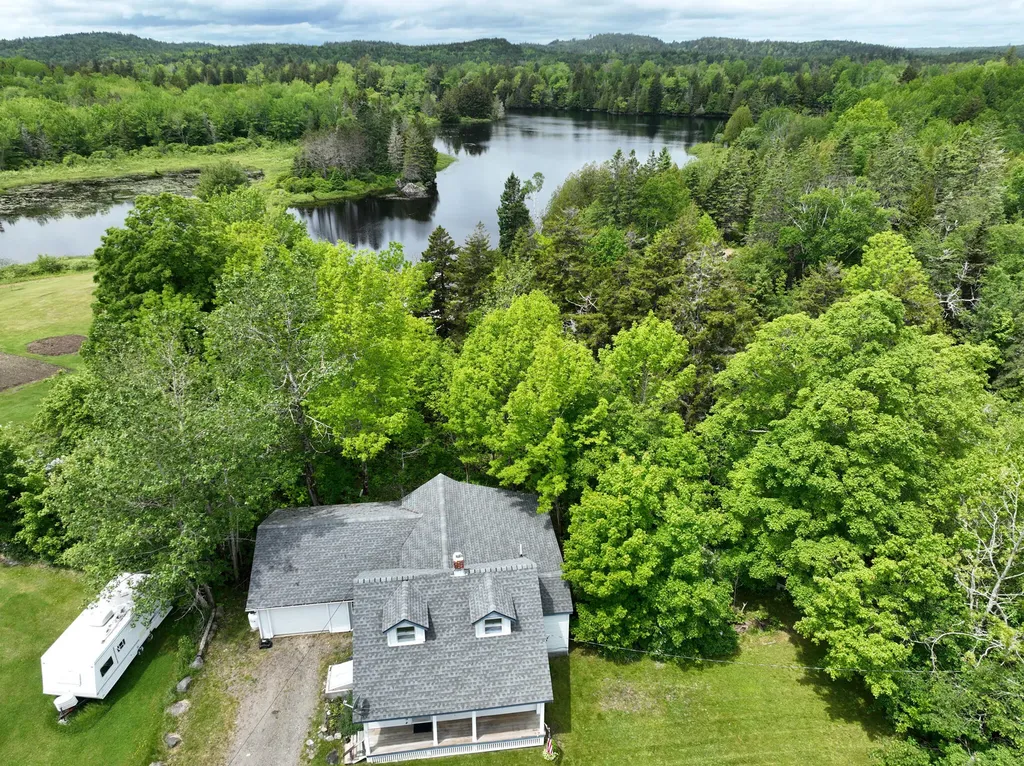 59 Playhouse Lane Whiting ME 04691