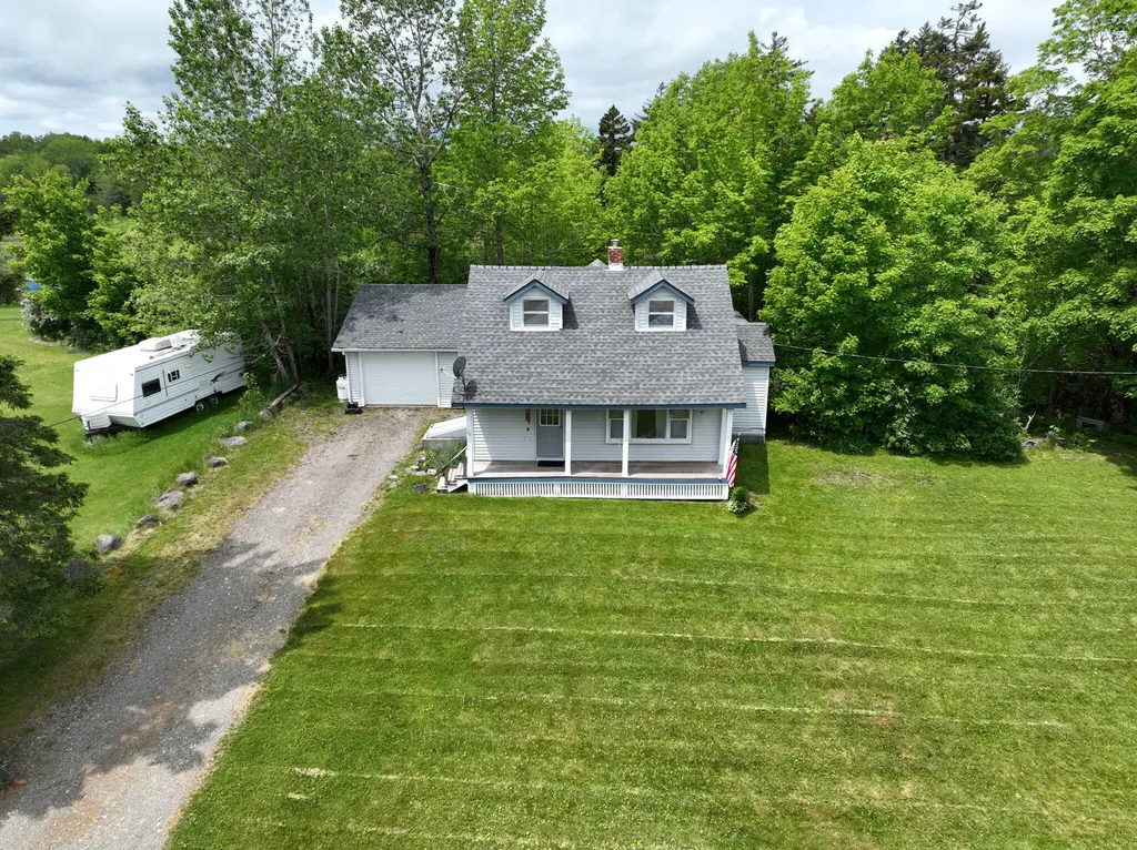 59 Playhouse Lane Whiting ME 04691