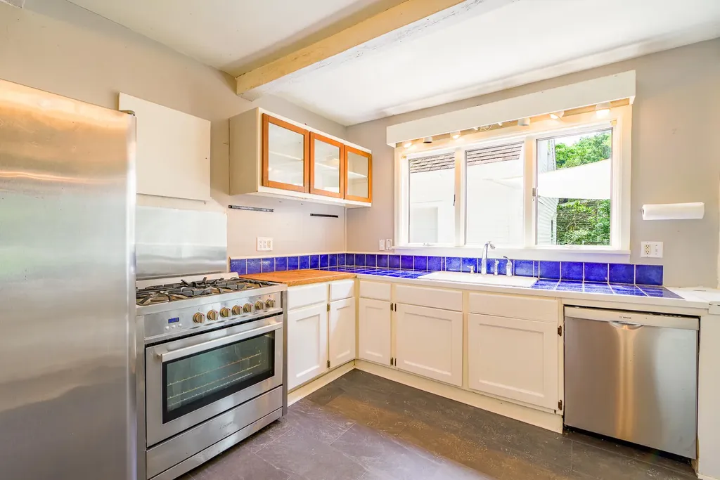 154 Union Street Rockport ME 04856