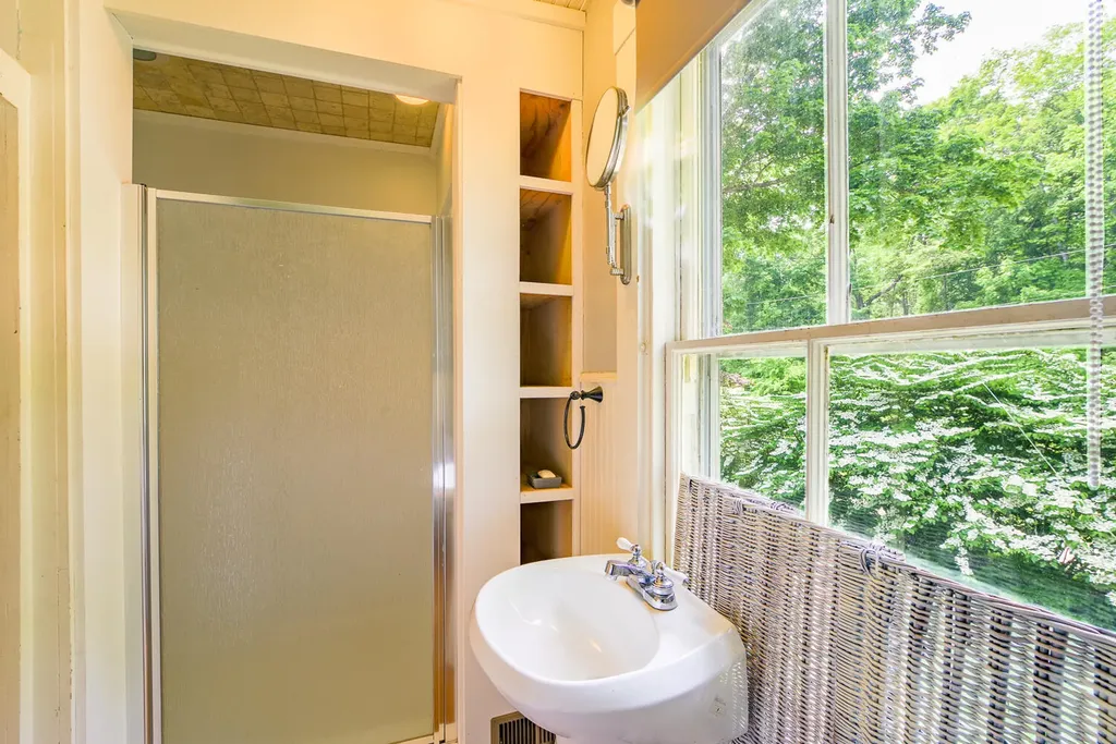 154 Union Street Rockport ME 04856