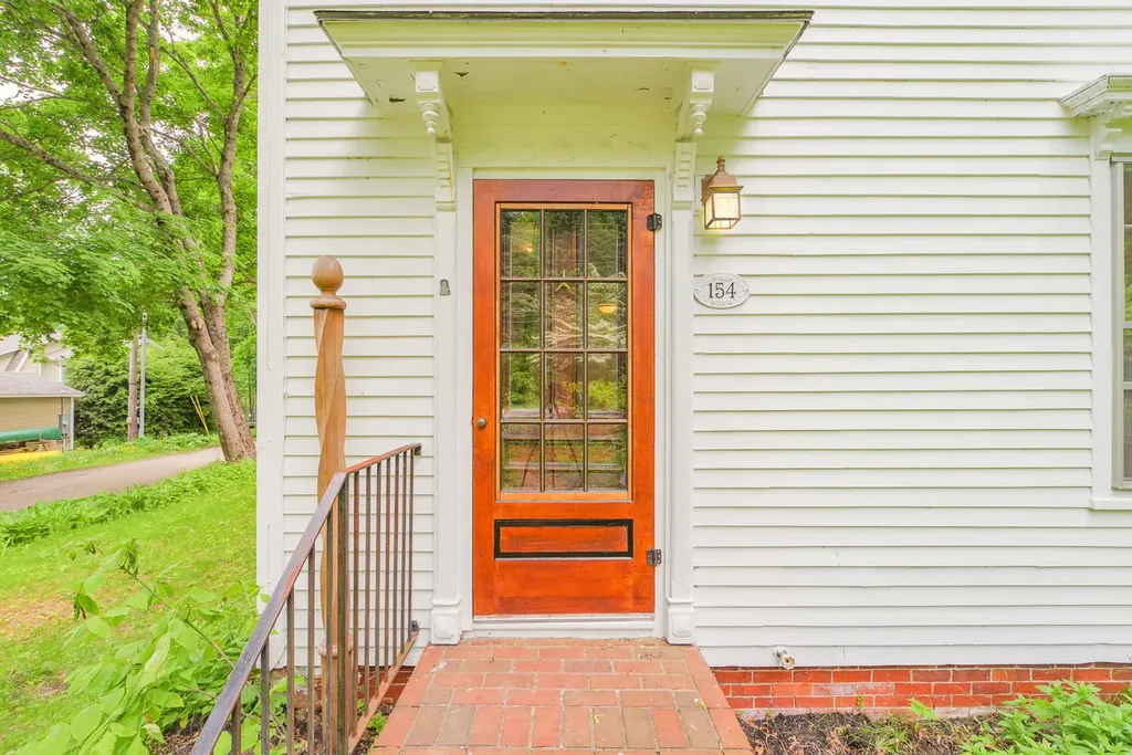 154 Union Street Rockport ME 04856