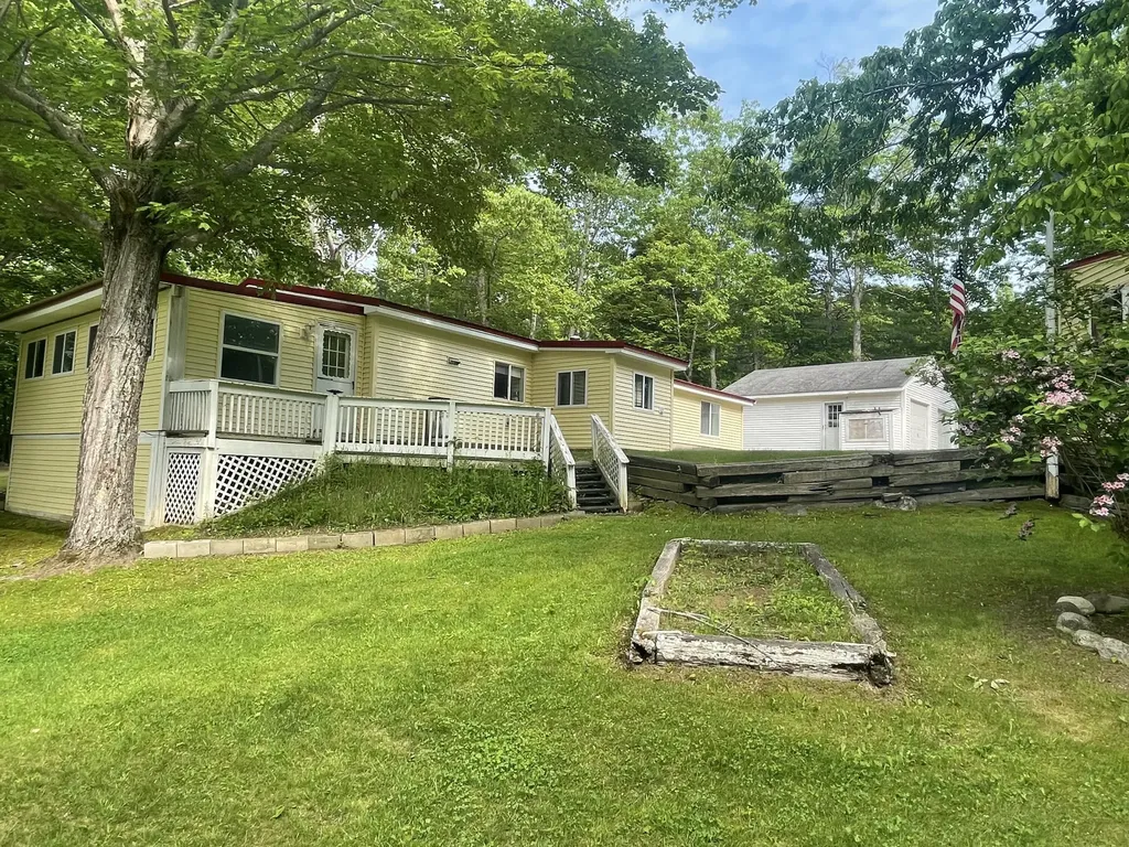 948 River Road Bucksport ME 04416