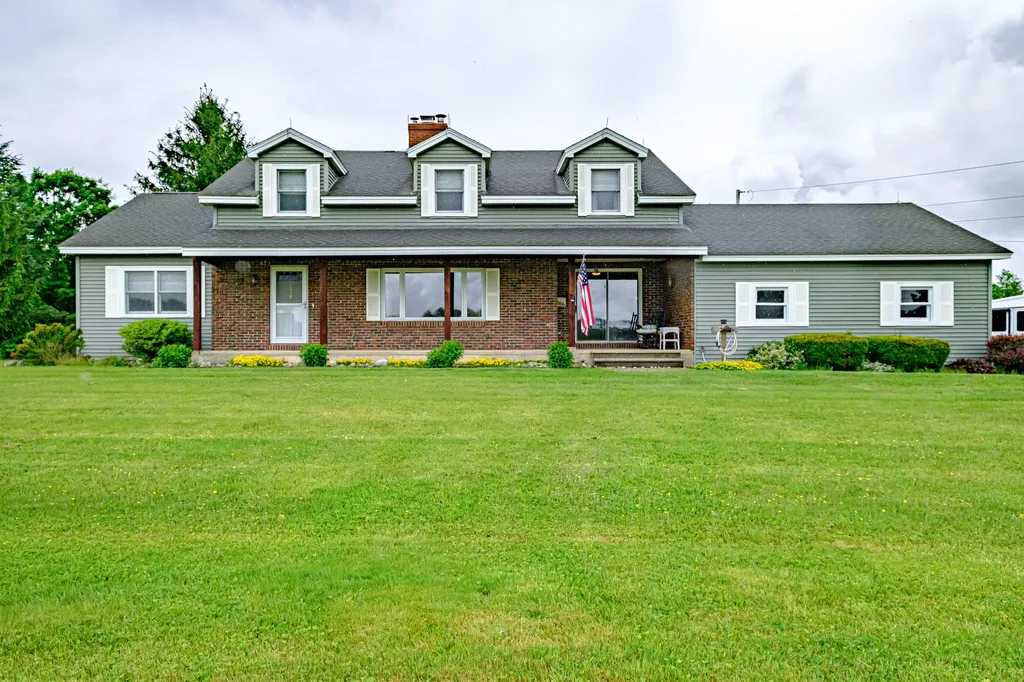 170 Cressey Road Monmouth ME 04259
