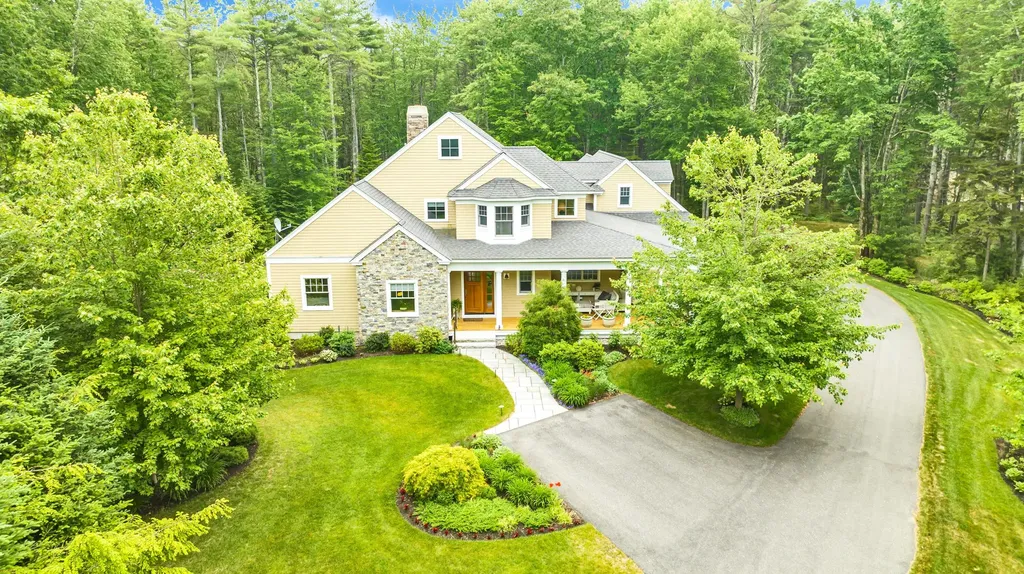 41 Madaket Lane Kennebunk ME 04043