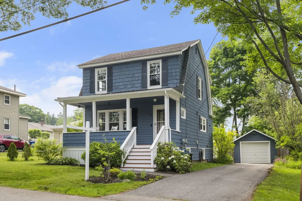 16 Lucas Street Portland ME 04102
