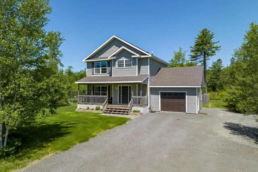 64 Tilden Way Lamoine ME 04605