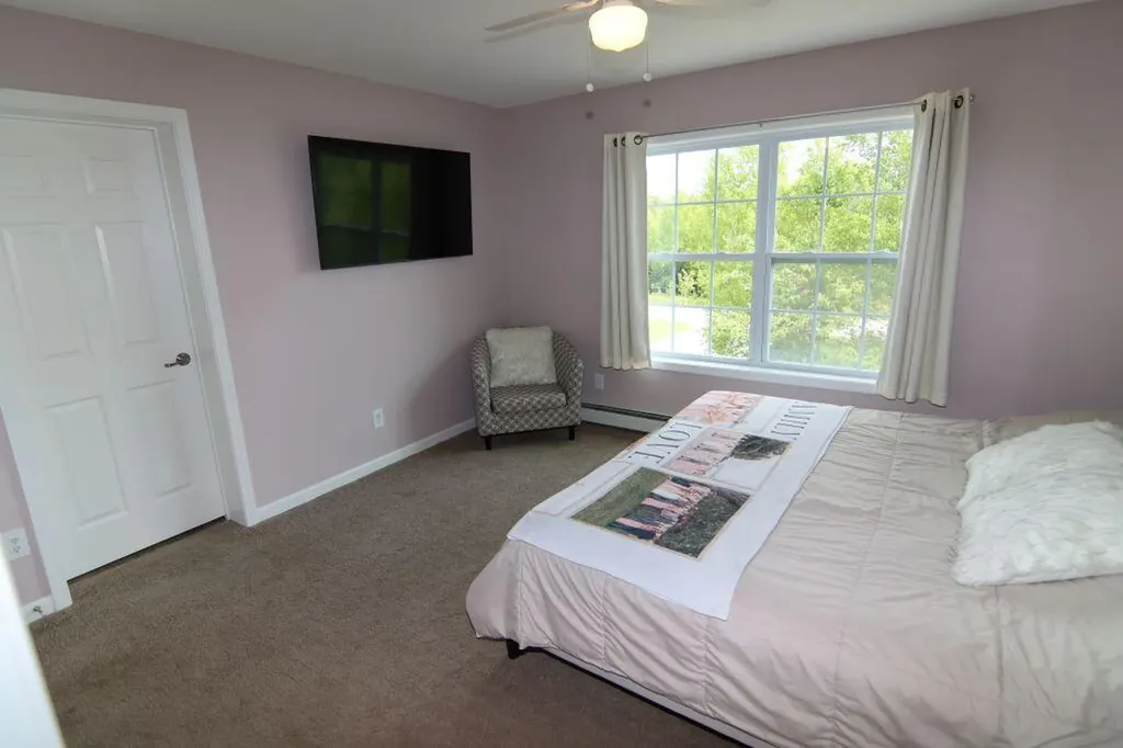64 Tilden Way Lamoine ME 04605