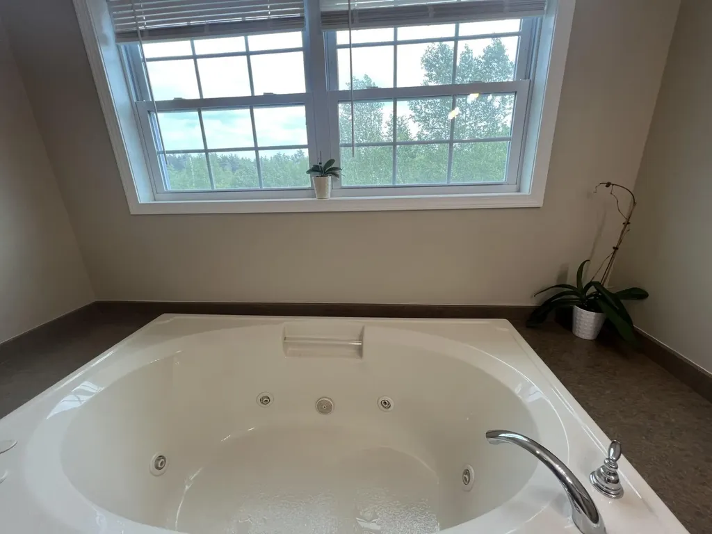 64 Tilden Way Lamoine ME 04605
