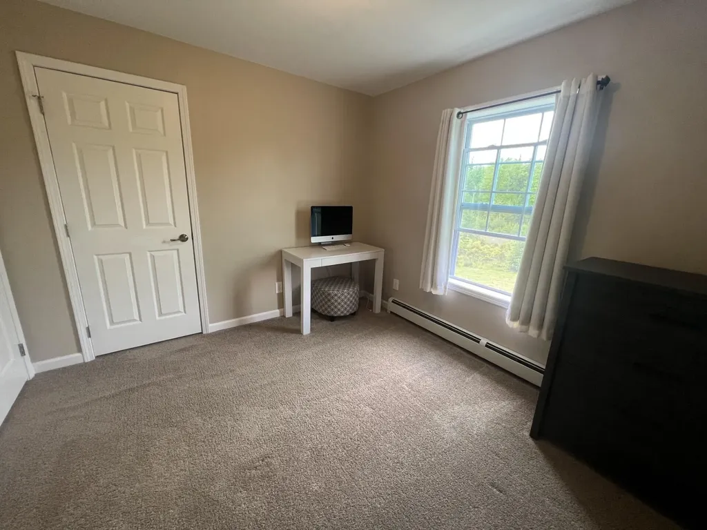 64 Tilden Way Lamoine ME 04605