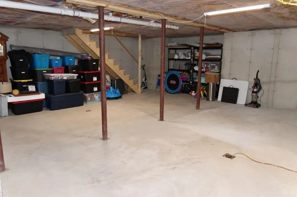 64 Tilden Way Lamoine ME 04605