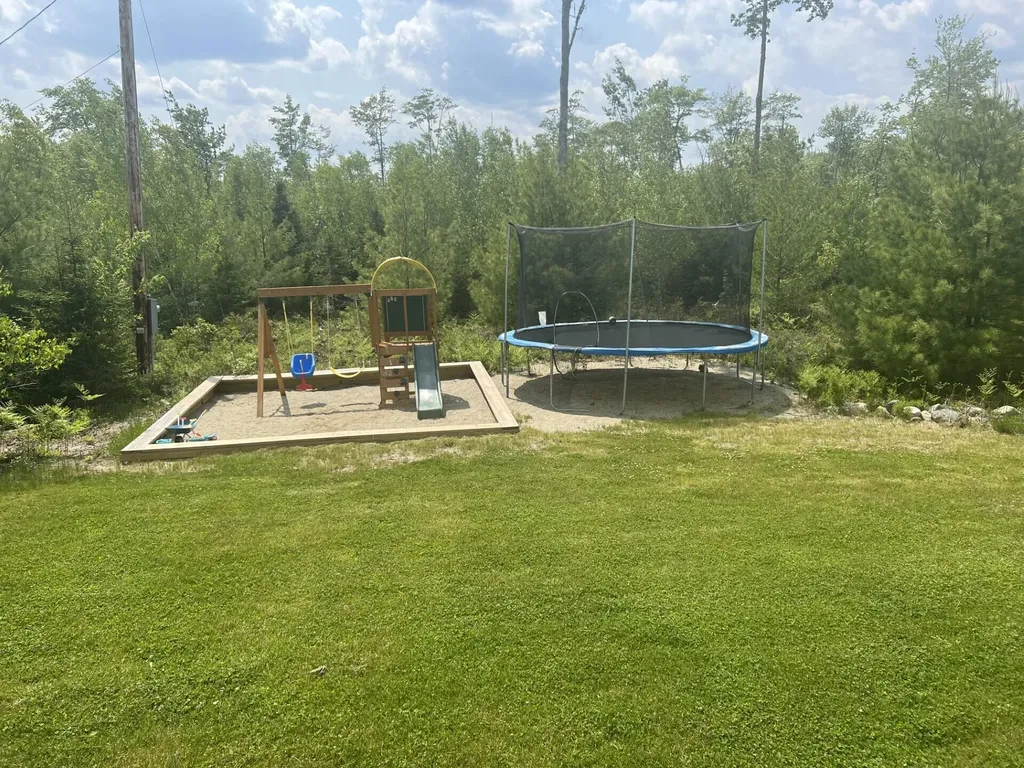 64 Tilden Way Lamoine ME 04605