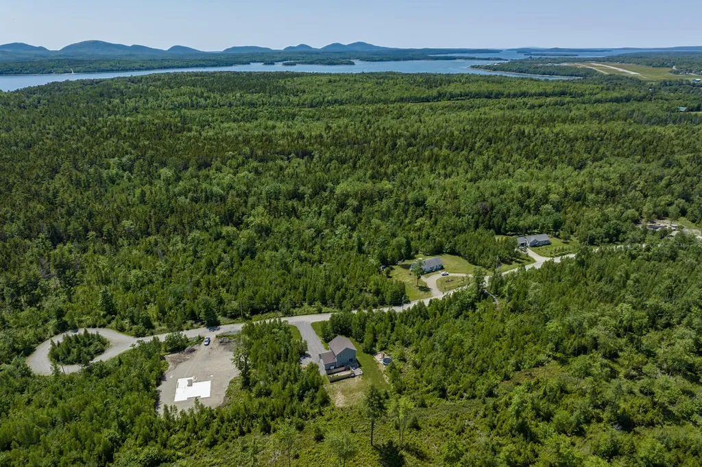 64 Tilden Way Lamoine ME 04605