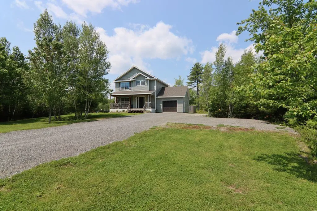 64 Tilden Way Lamoine ME 04605