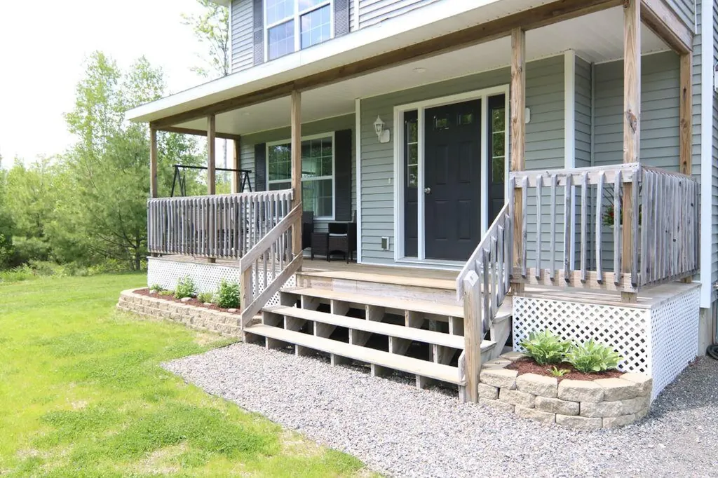 64 Tilden Way Lamoine ME 04605