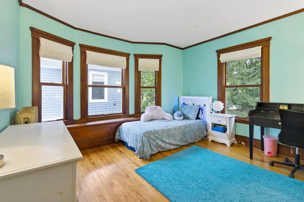 15 Amherst Street Portland ME 04103
