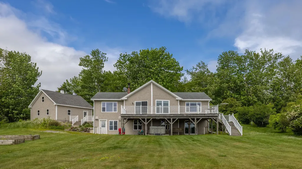 104 Upper Bluff Road Northport ME 04849