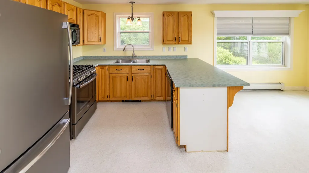 104 Upper Bluff Road Northport ME 04849