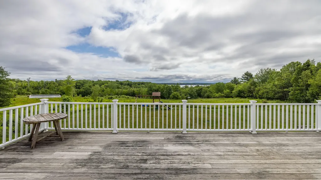 104 Upper Bluff Road Northport ME 04849