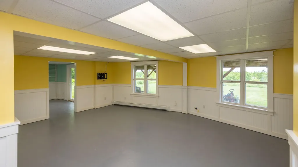 104 Upper Bluff Road Northport ME 04849